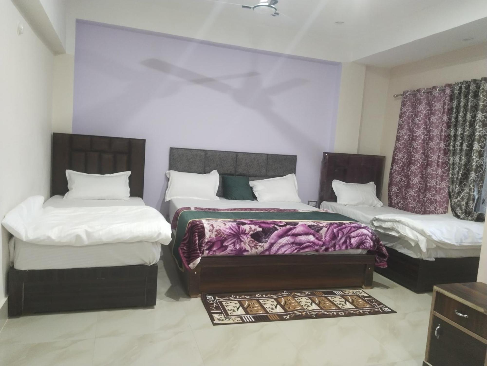 Dixit Residency Hotel Vrindāvan Exterior foto